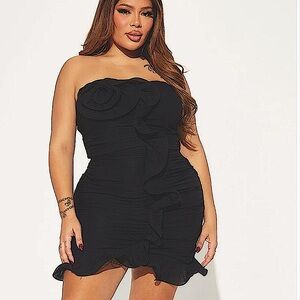 NWT Black strapless ruffle flower mini dress